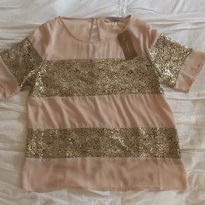 NWT Francesca’s sparkle blouse